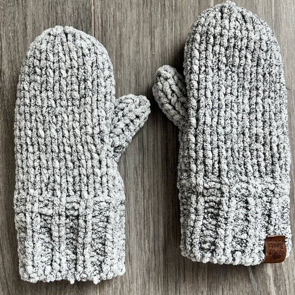 Roots Mitts 12-18Mths